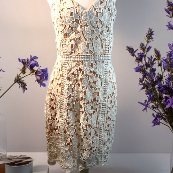 White floral lace overlay lined dress cottagecore boho - Picture 3 of 5